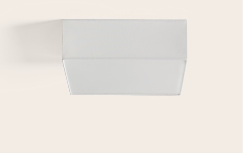 Yalaro lighting
